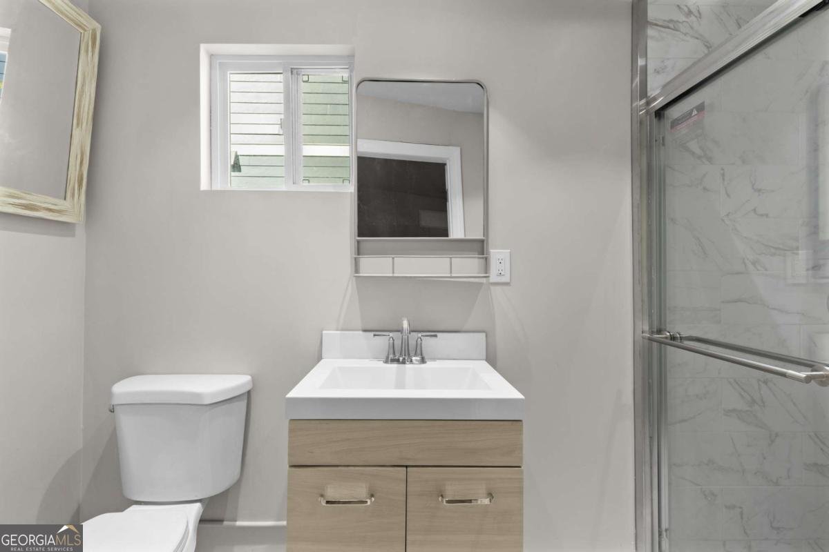 1460 Grant Drive Brookhaven - 25