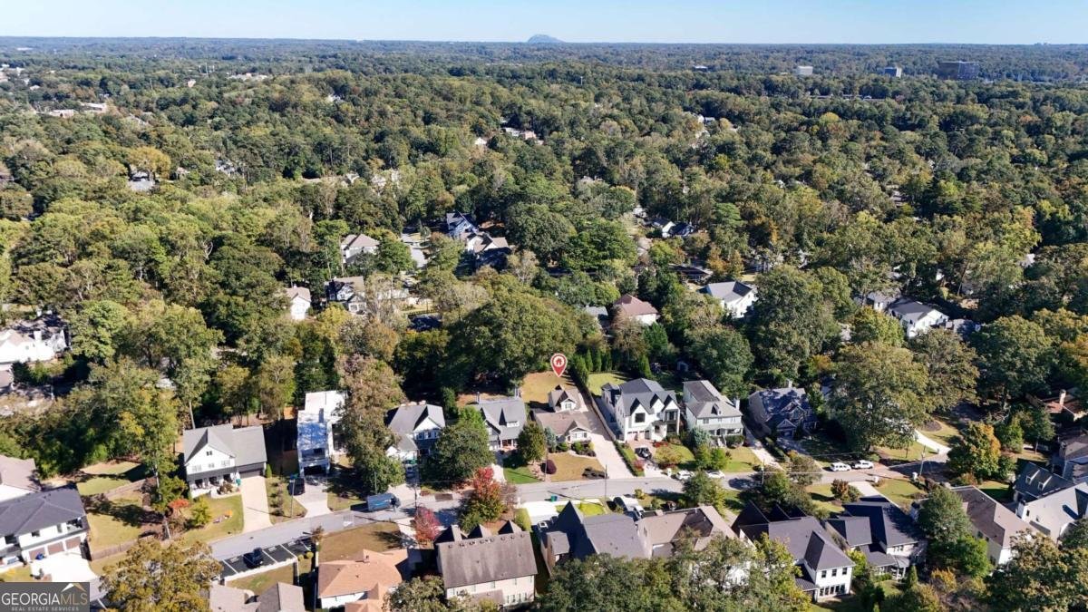 1460 Grant Drive Brookhaven - 27