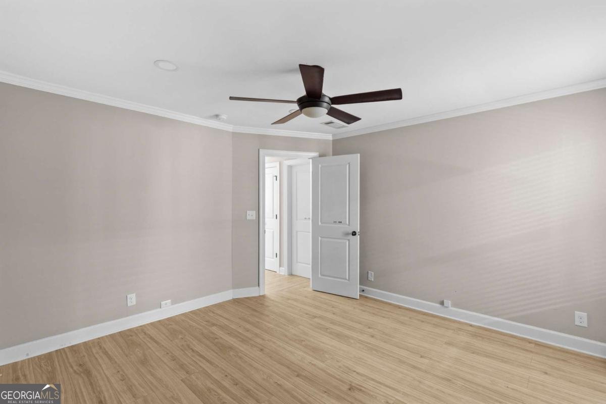 1460 Grant Drive Brookhaven - 8