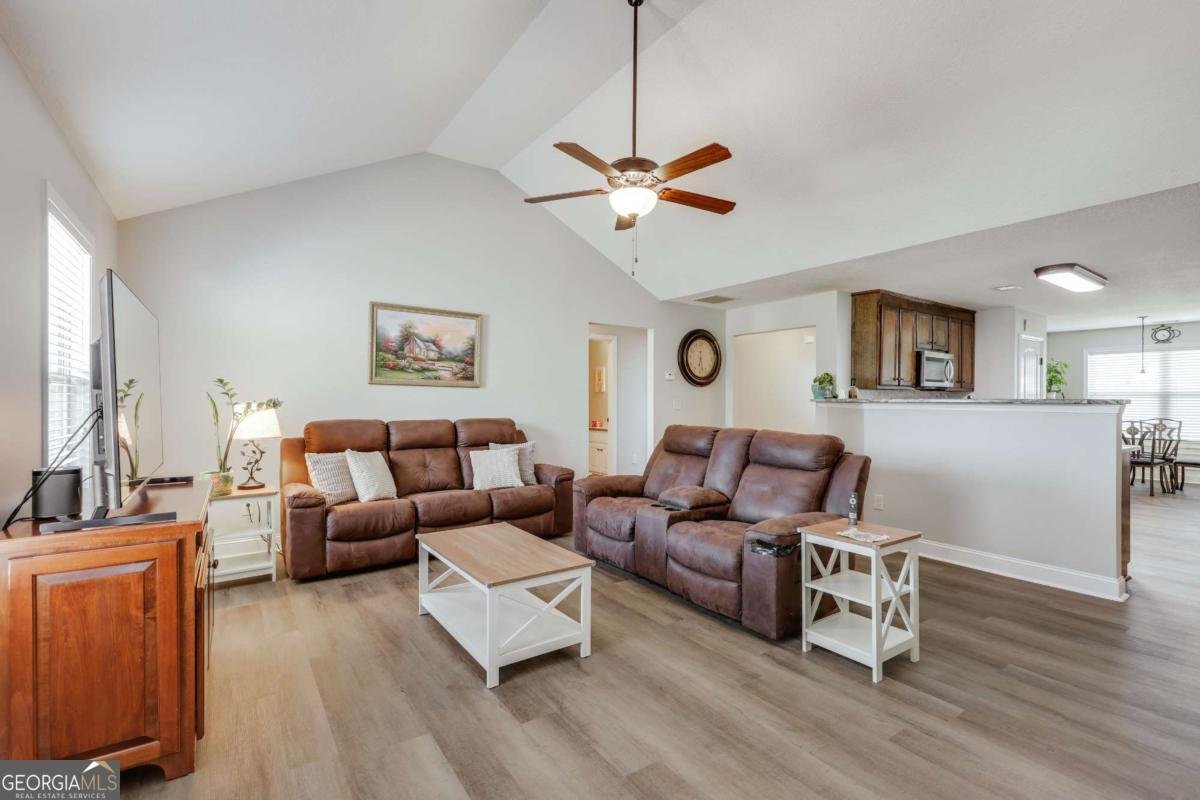 385 McCannon Morris Road Hull - 11