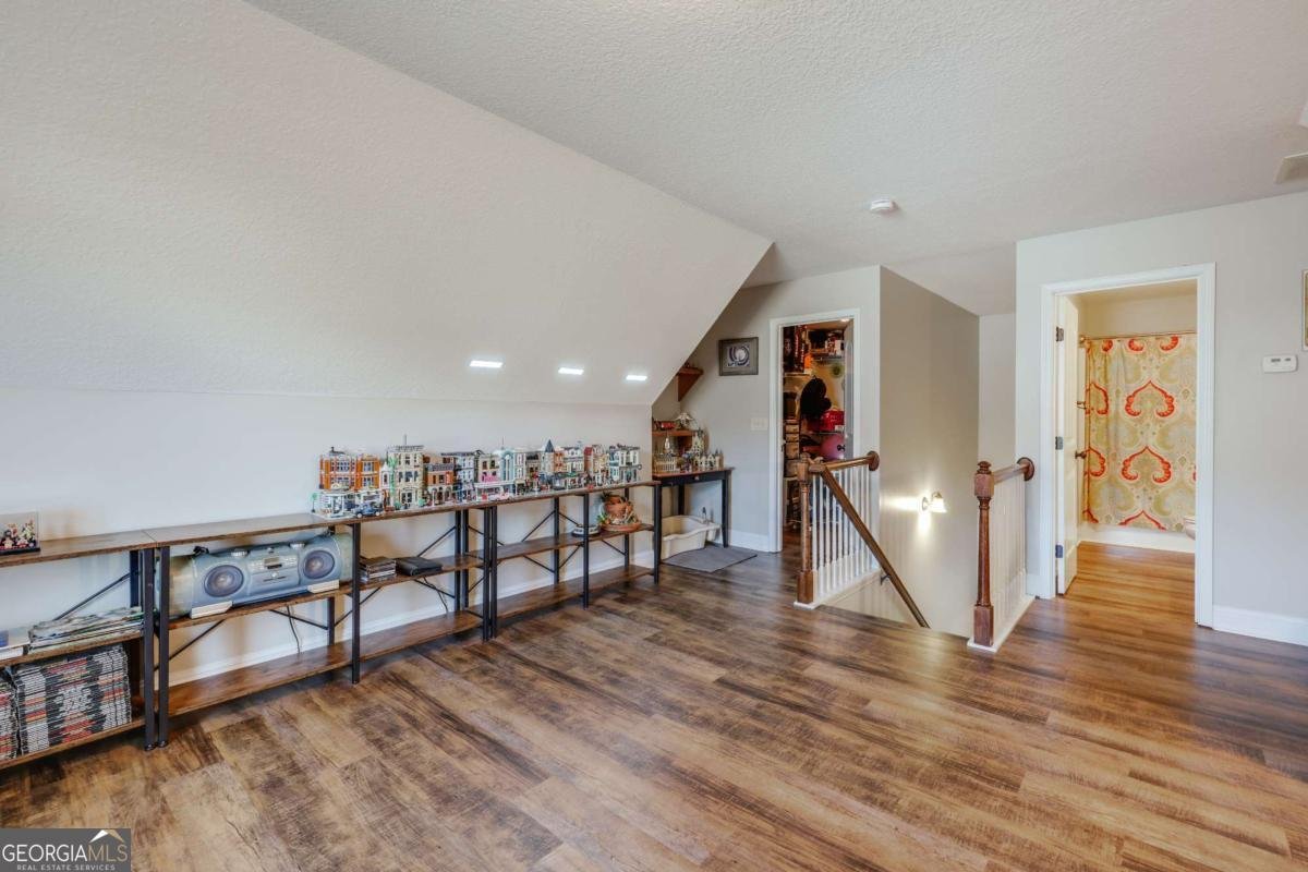 385 McCannon Morris Road Hull - 36