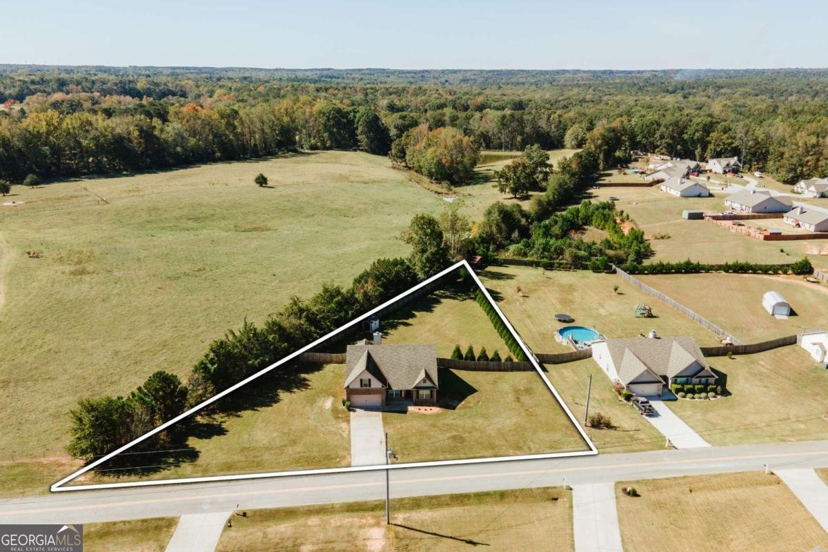 385 McCannon Morris Road Hull - 47