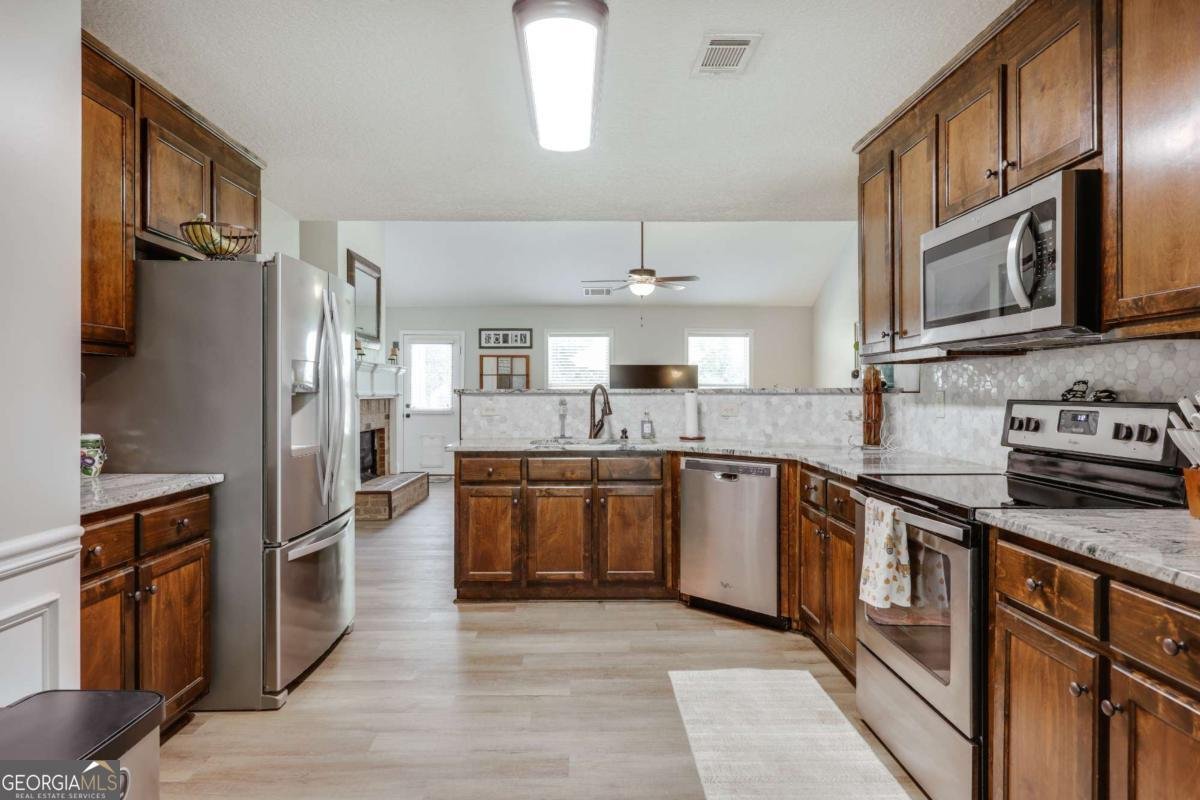 385 McCannon Morris Road Hull - 8