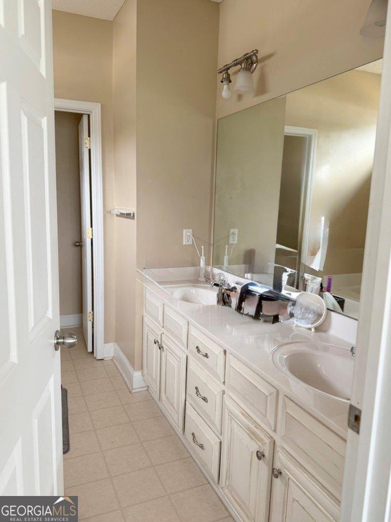 2960 Regina Drive Macon - 11