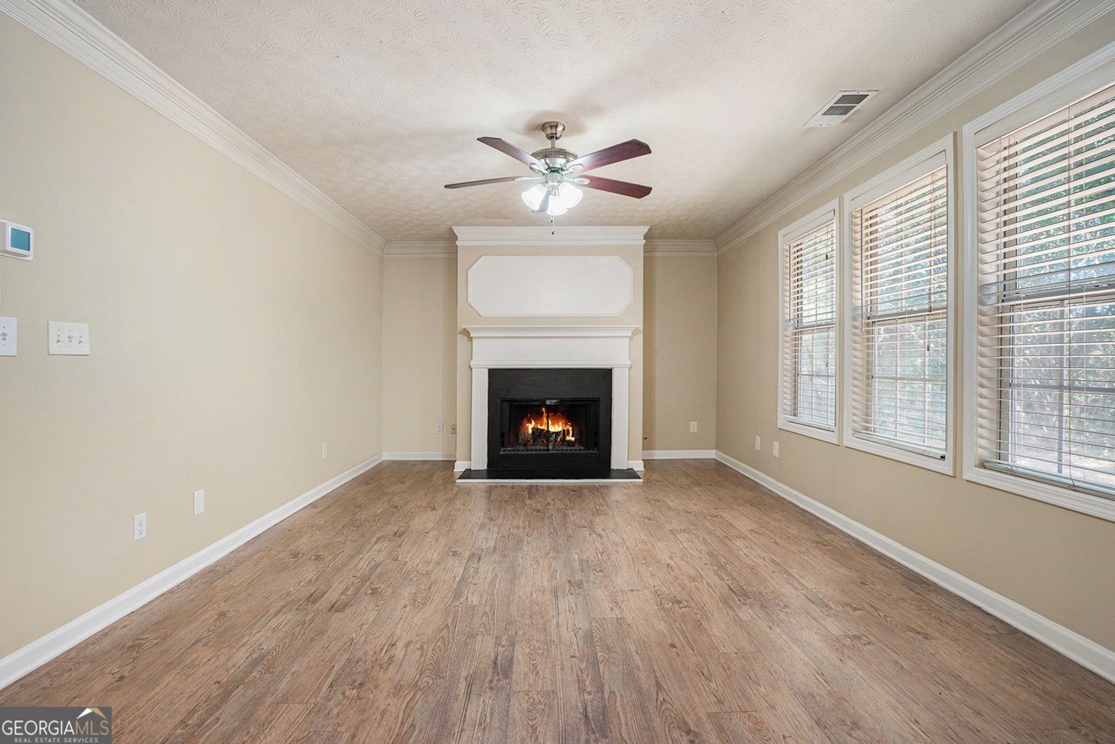 6885 Almont Cove Stone Mountain - 11