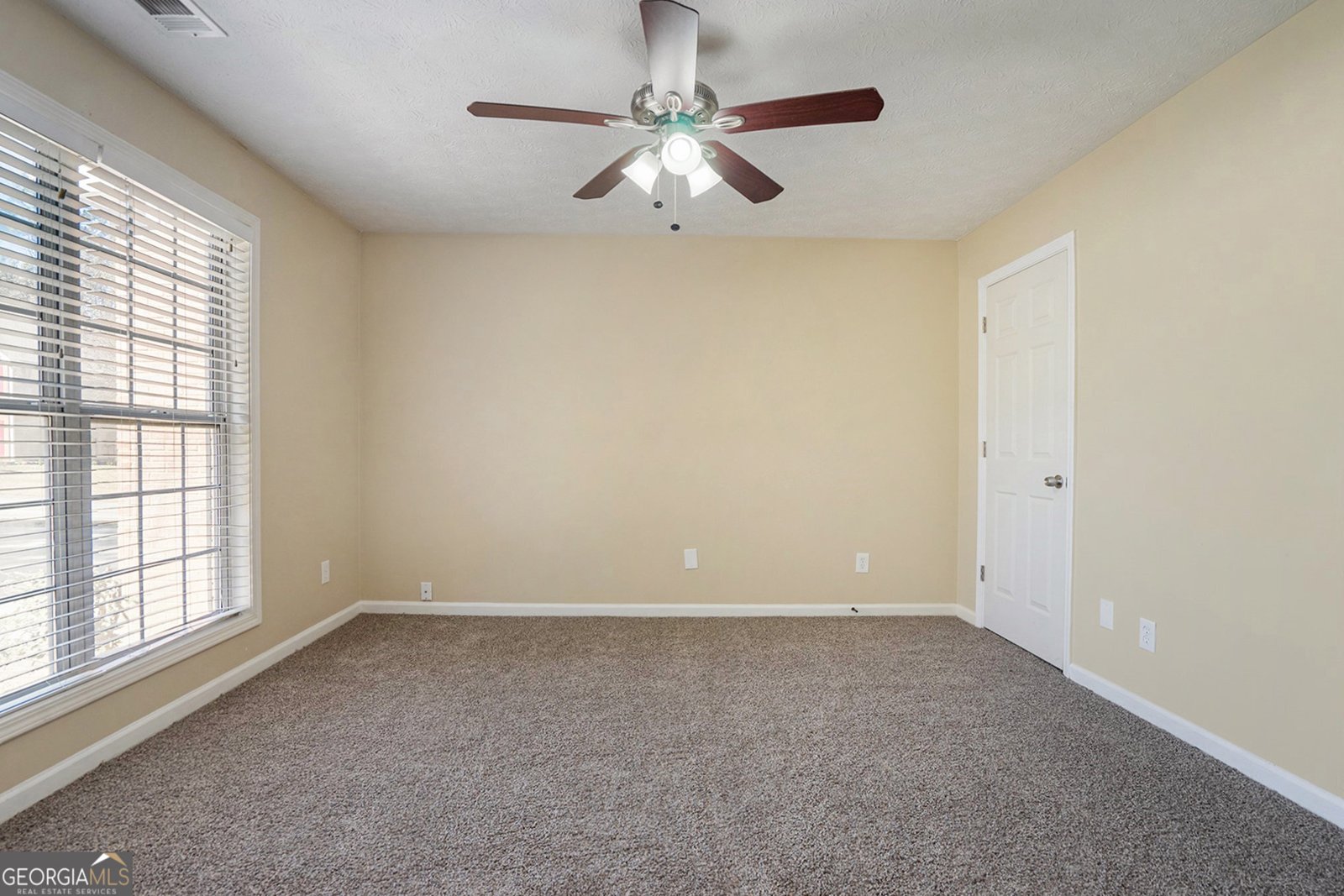 6885 Almont Cove Stone Mountain - 22