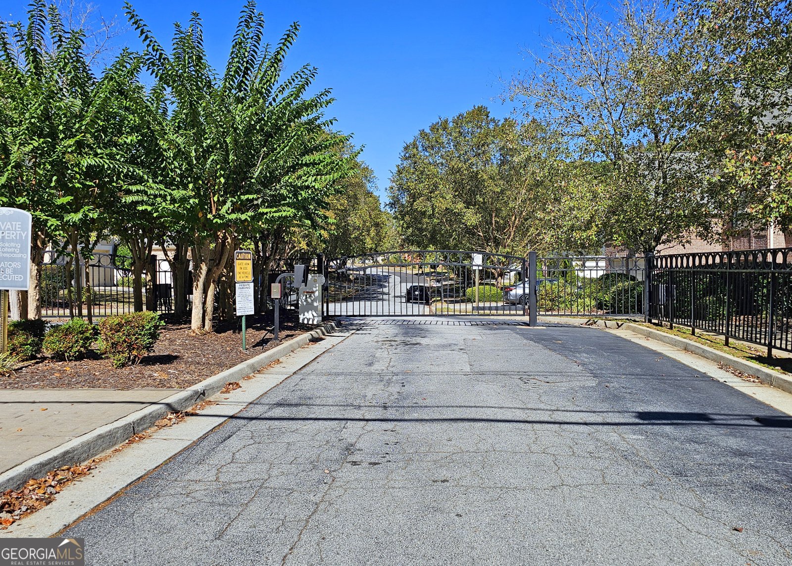 195 BERACAH Atlanta - 17