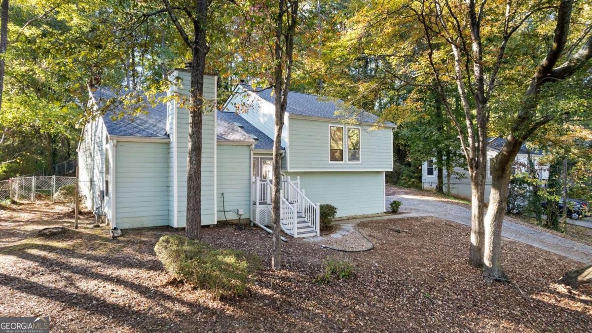 495 Ramsdale Drive Roswell - 2