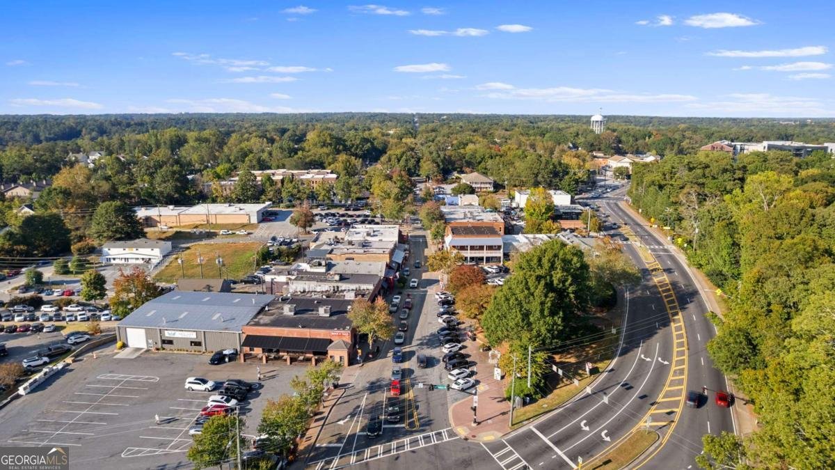 495 Ramsdale Drive Roswell - 29