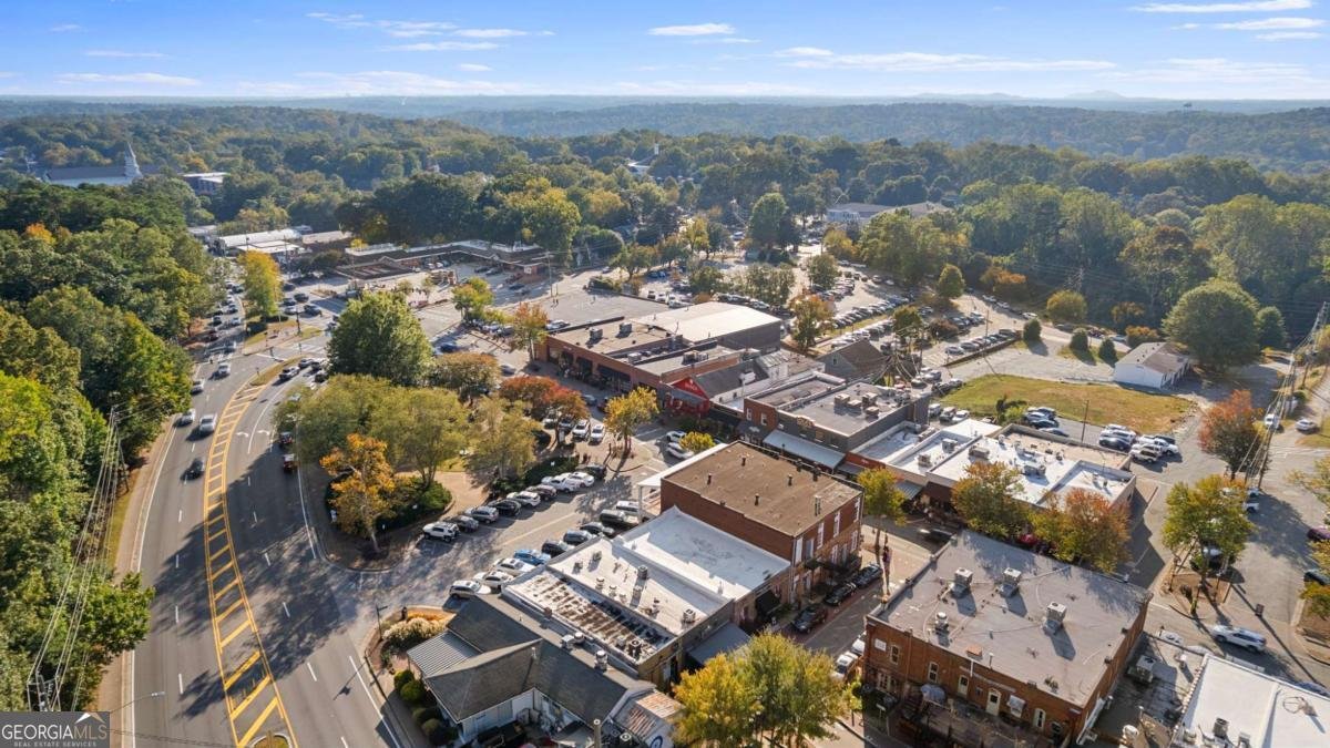 495 Ramsdale Drive Roswell - 30