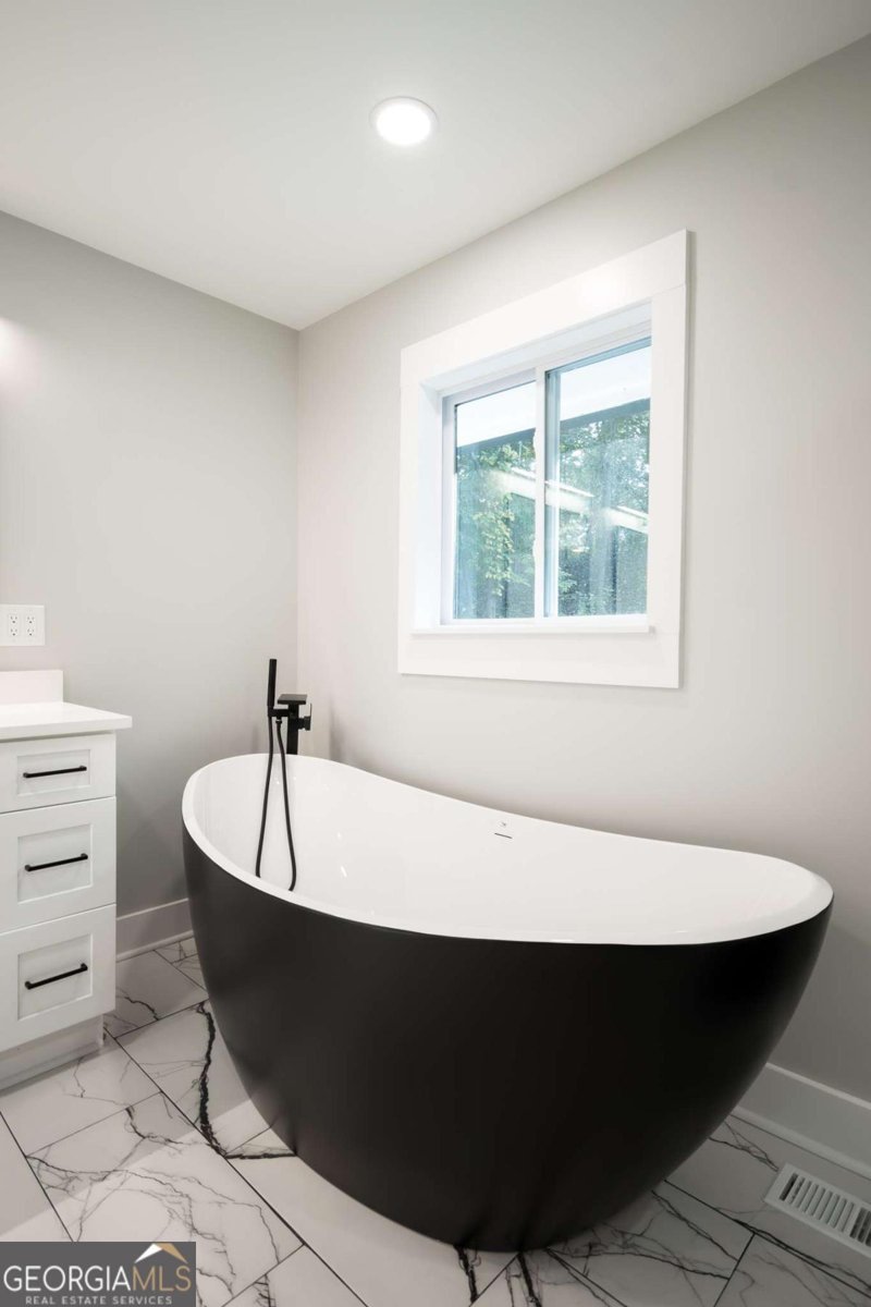 250 Harbor Heights Circle Lavonia - 7