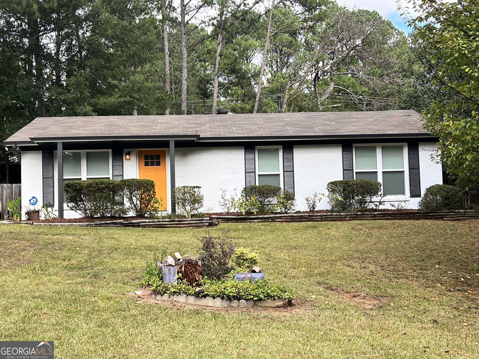 2512 Crumps Landing Circle Snellville - 1
