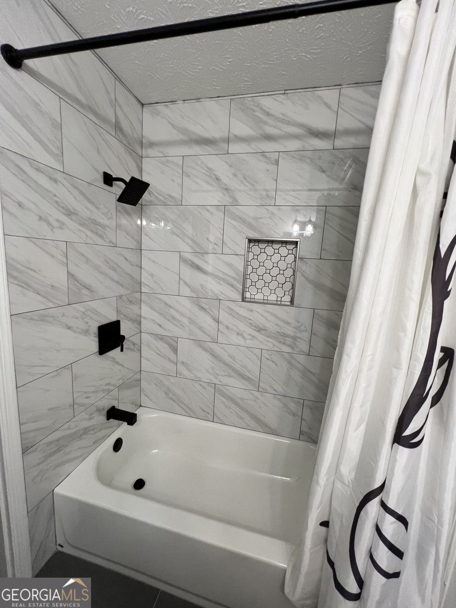 2512 Crumps Landing Circle Snellville - 4