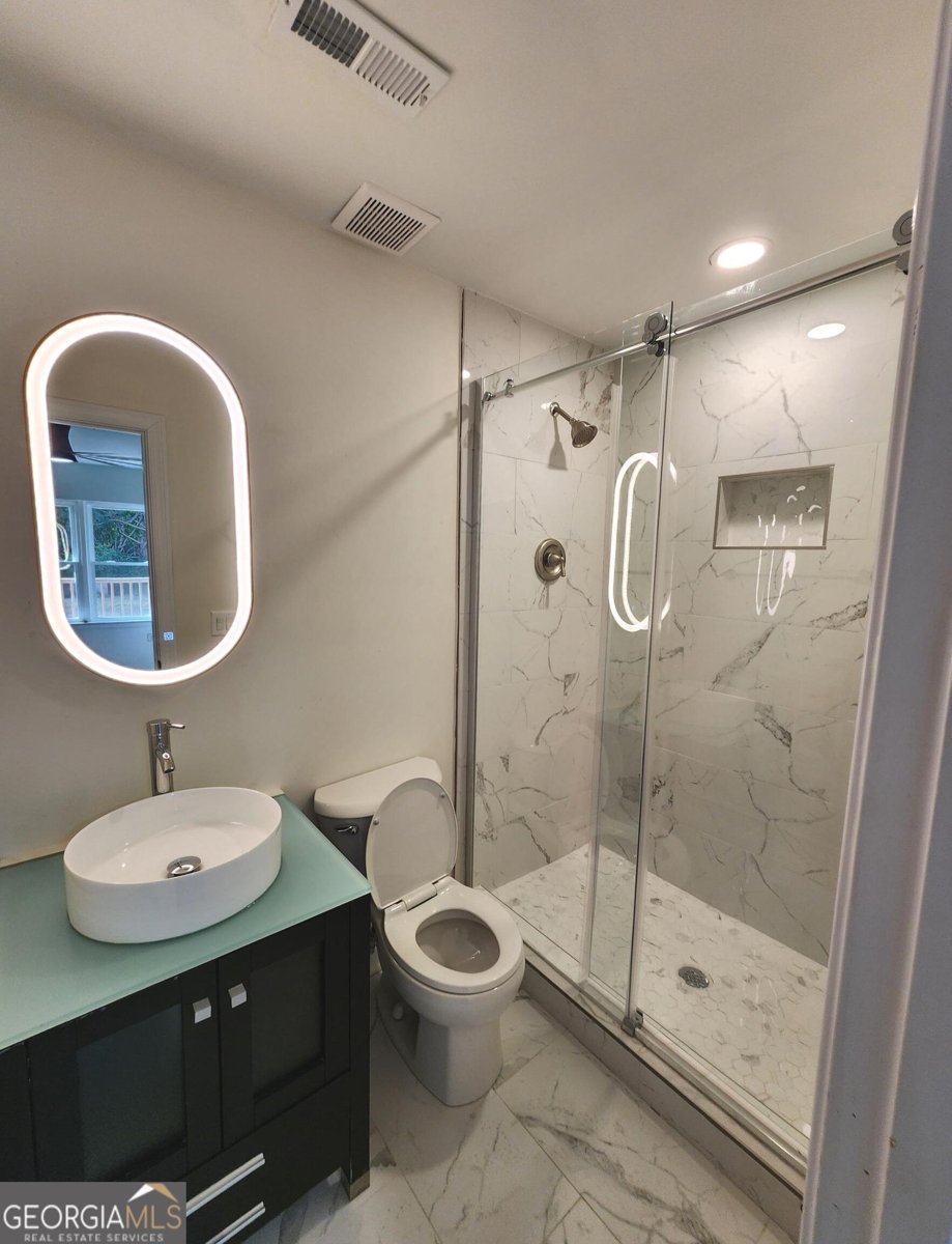 1 LAMAR Avenue Atlanta - 5