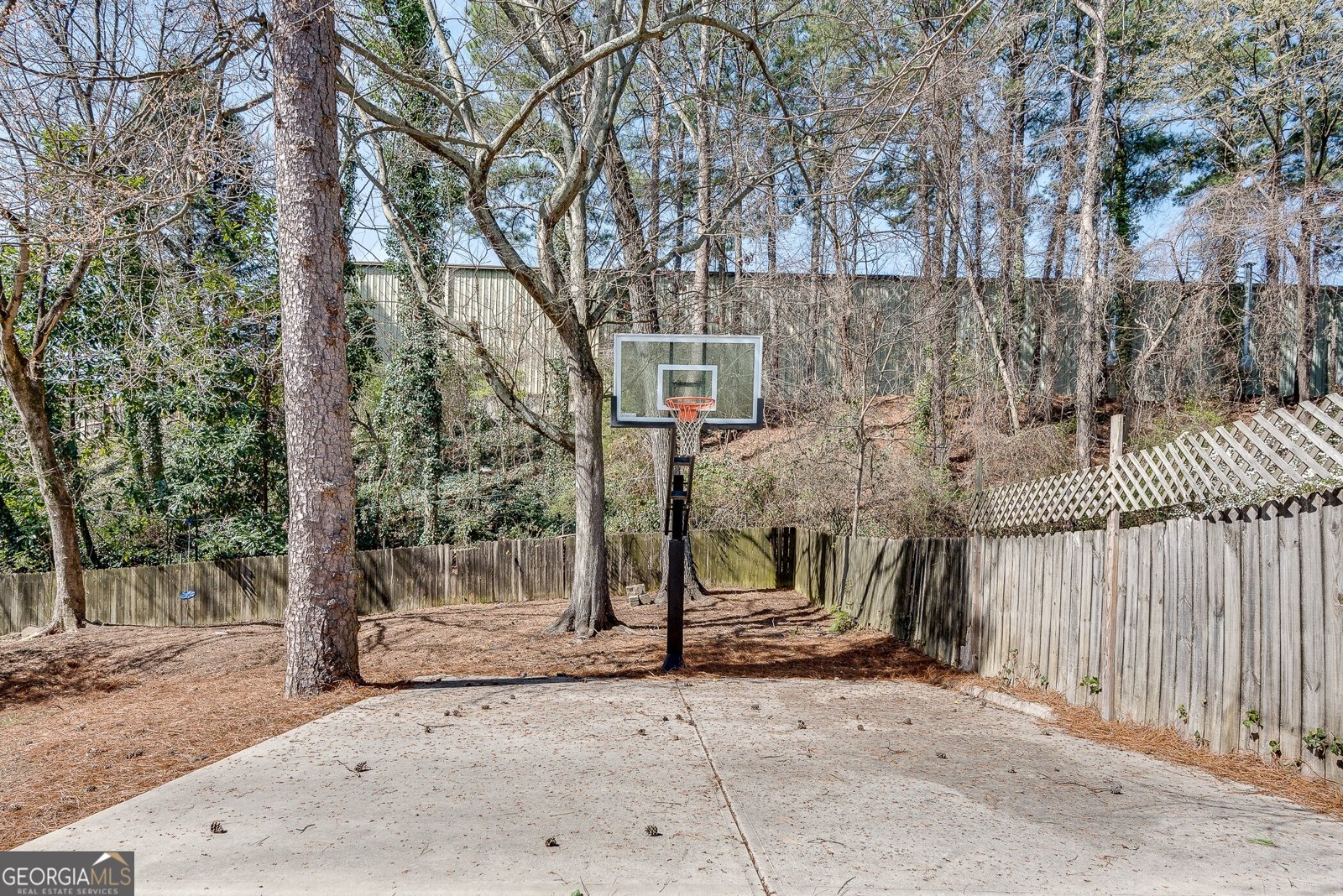 1861 Dyer Circle Chamblee - 8