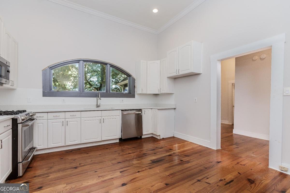 686 Garibaldi Street Atlanta - 12