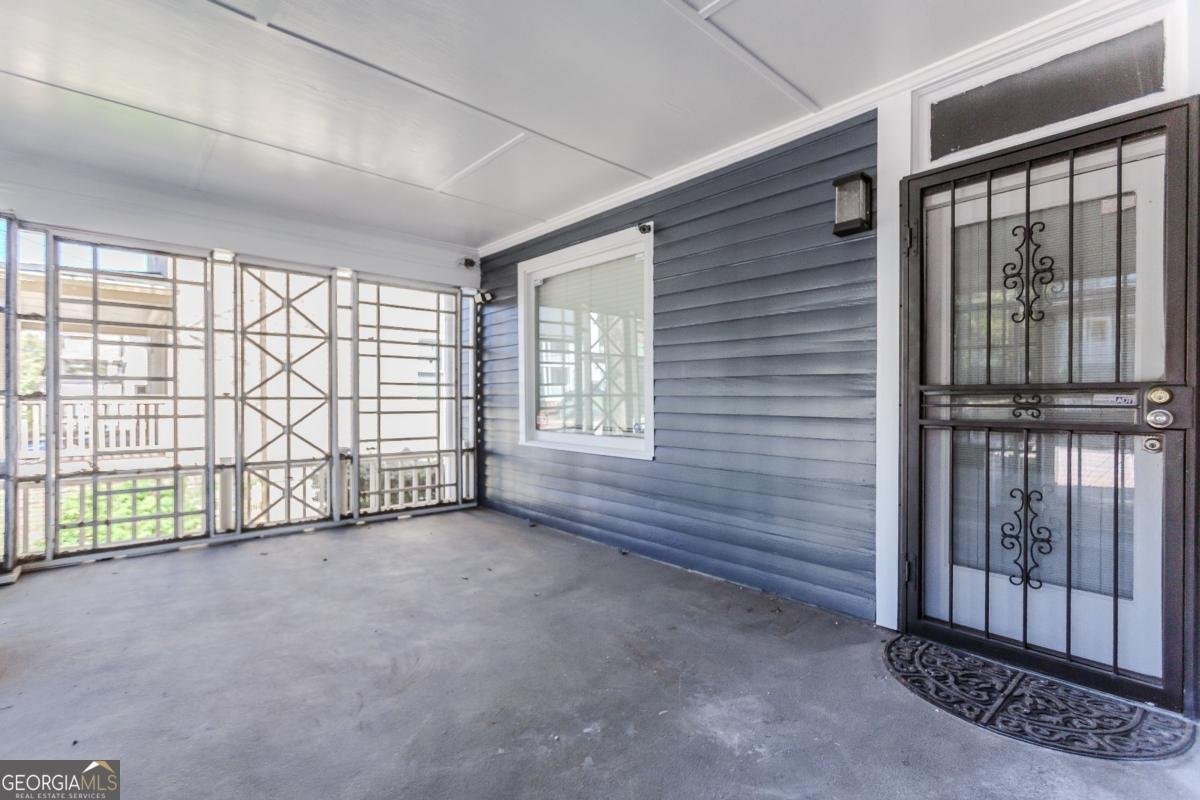 686 Garibaldi Street Atlanta - 21