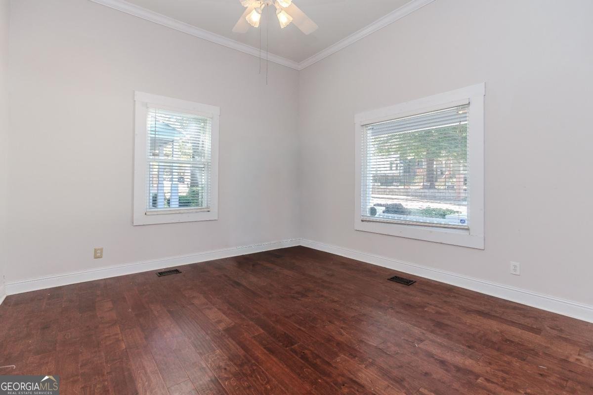 686 Garibaldi Street Atlanta - 5