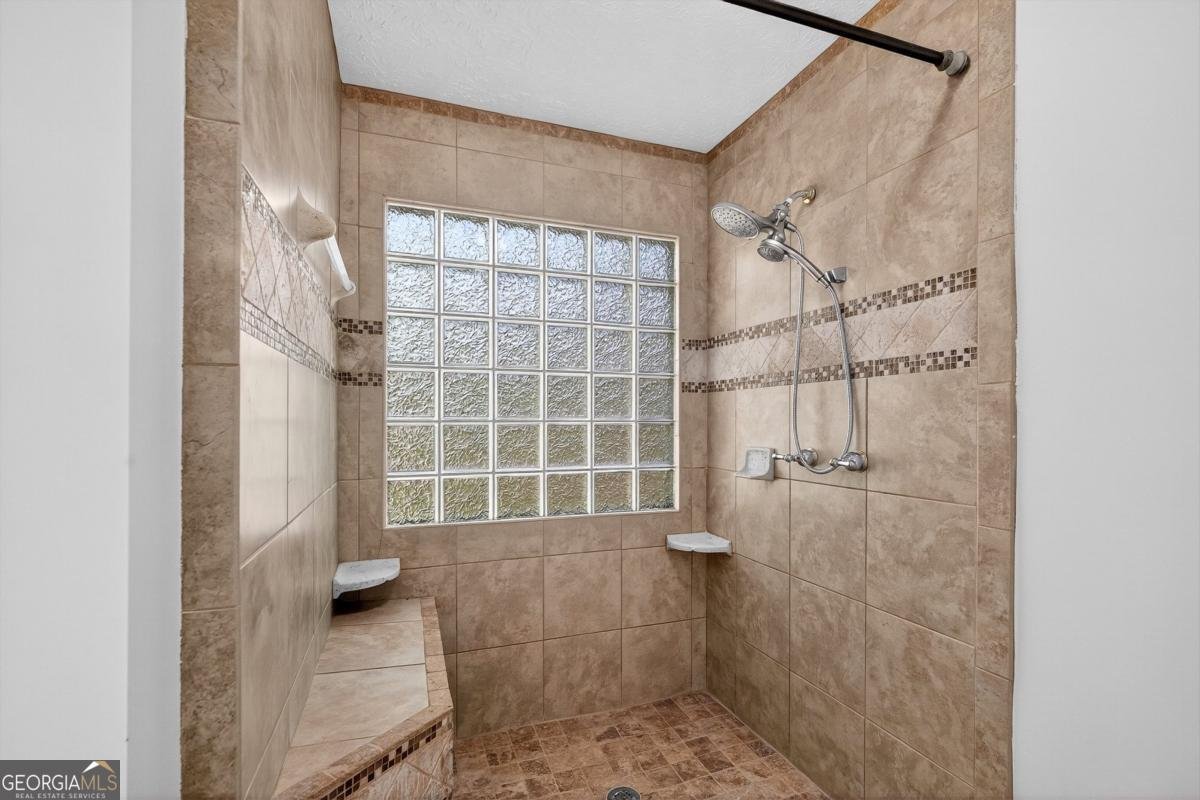 170 Forest Lake Drive Fayetteville - 24