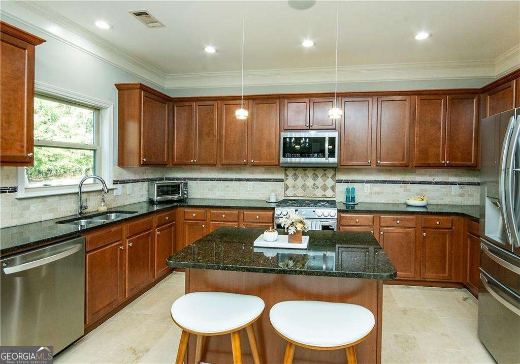 470 Montgomery Avenue Alpharetta - 11