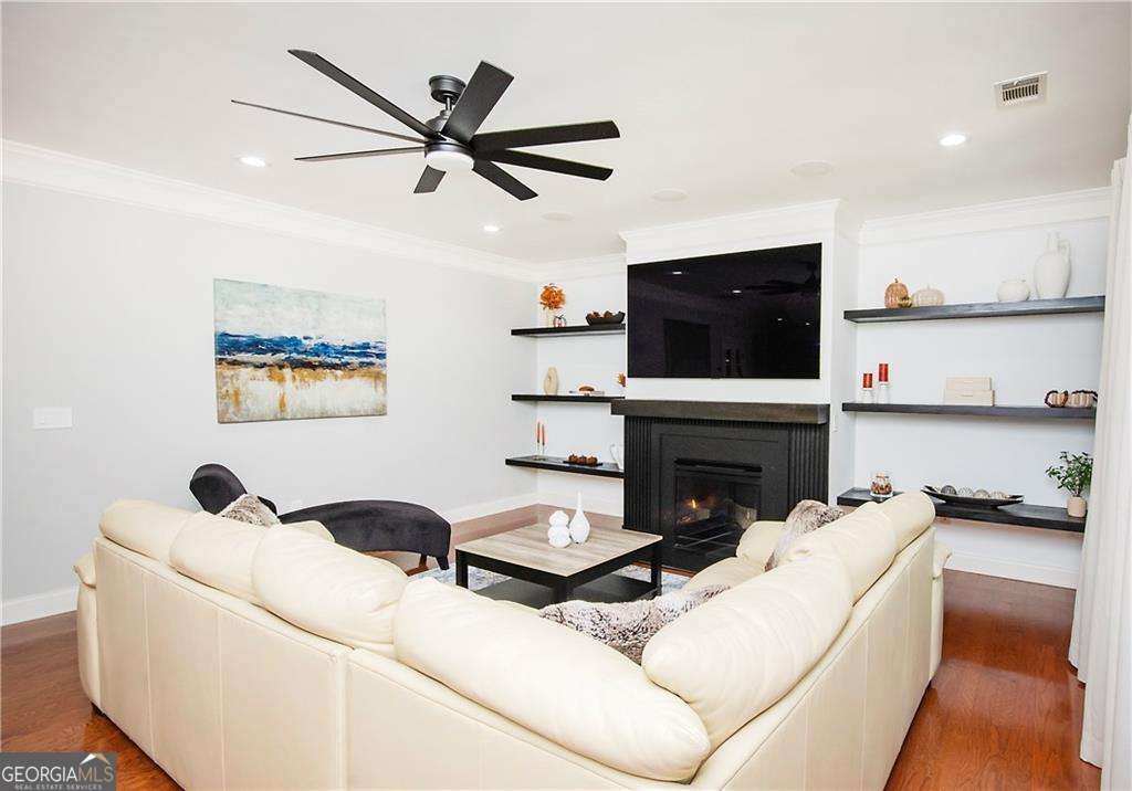 470 Montgomery Avenue Alpharetta - 17