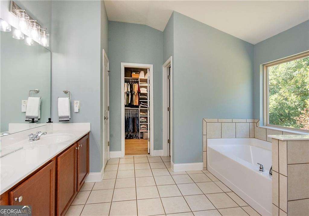 470 Montgomery Avenue Alpharetta - 24