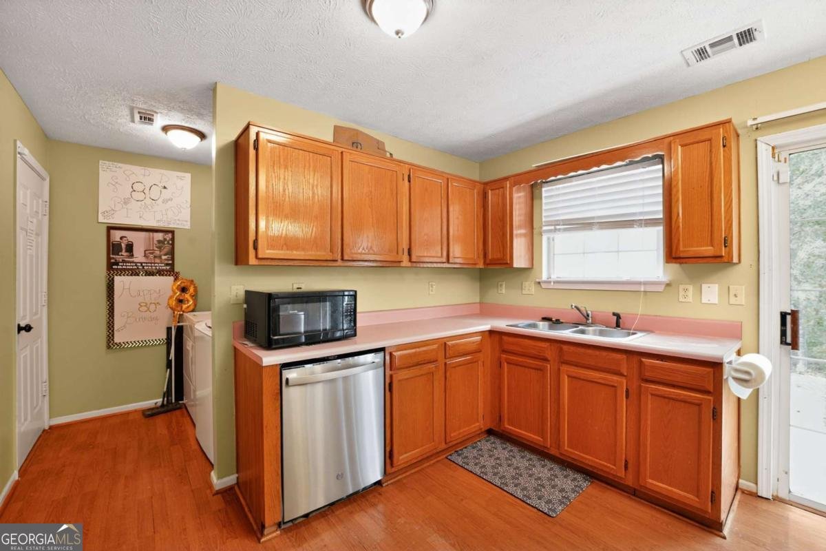 5822 Giles Road Lithonia - 16