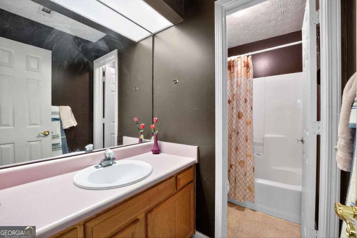 5822 Giles Road Lithonia - 28