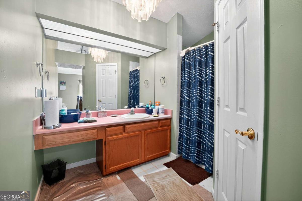 5822 Giles Road Lithonia - 29