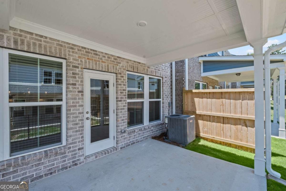 5727 Tillman Way Powder Springs - 1