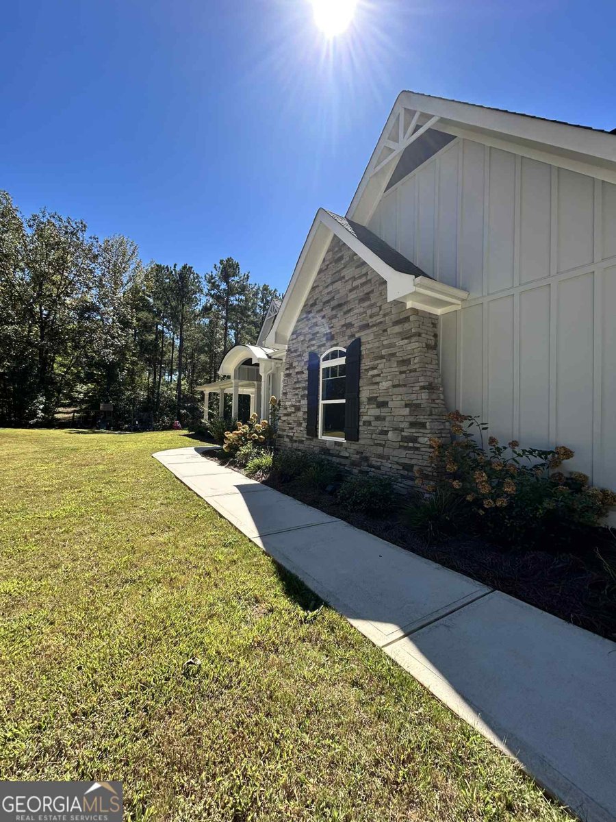 1242 City Pond Road Barnesville - 9