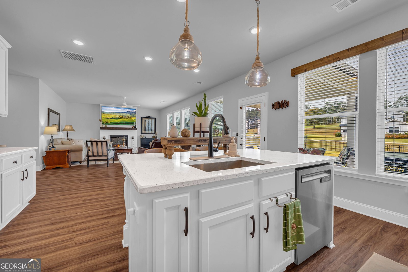 123 Applewood Way Homer - 1