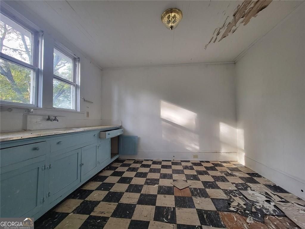 8633 Rose Avenue Douglasville - 37