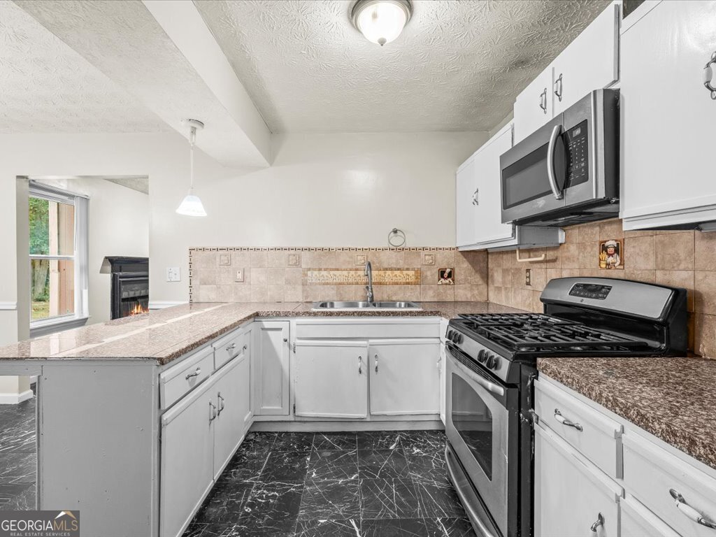 5947 Rock Road Union City - 22