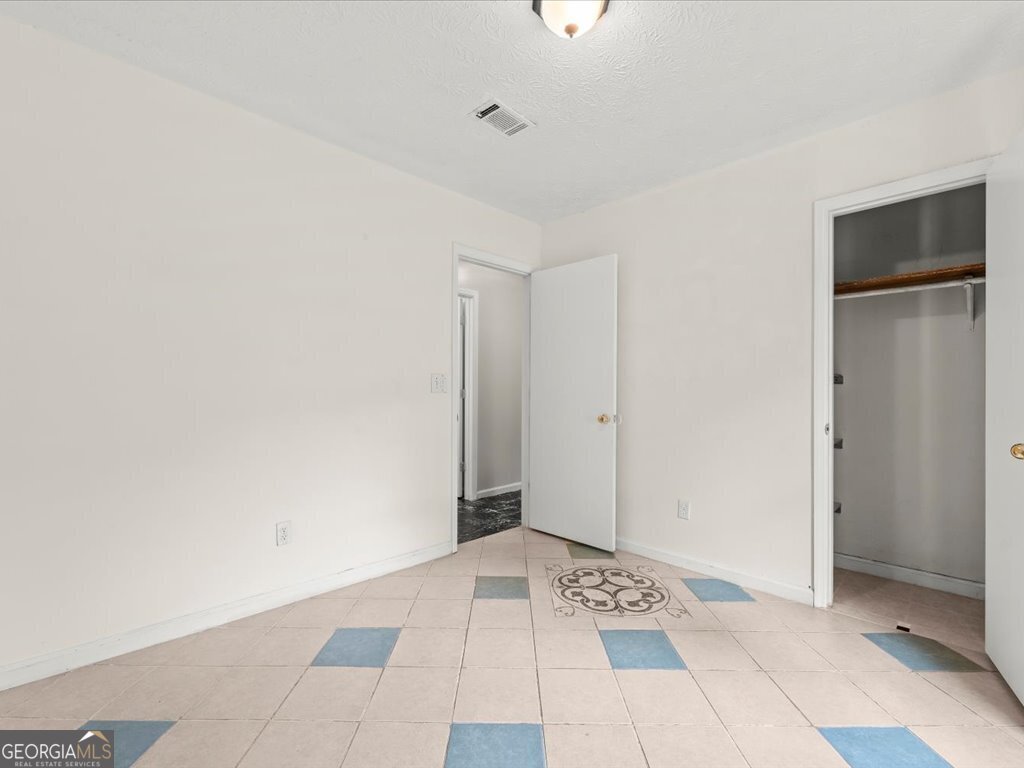 5947 Rock Road Union City - 9