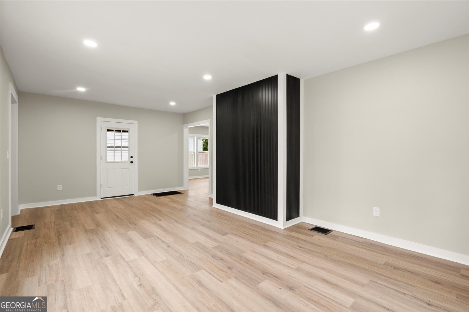 1332 Thurgood Street Atlanta - 34