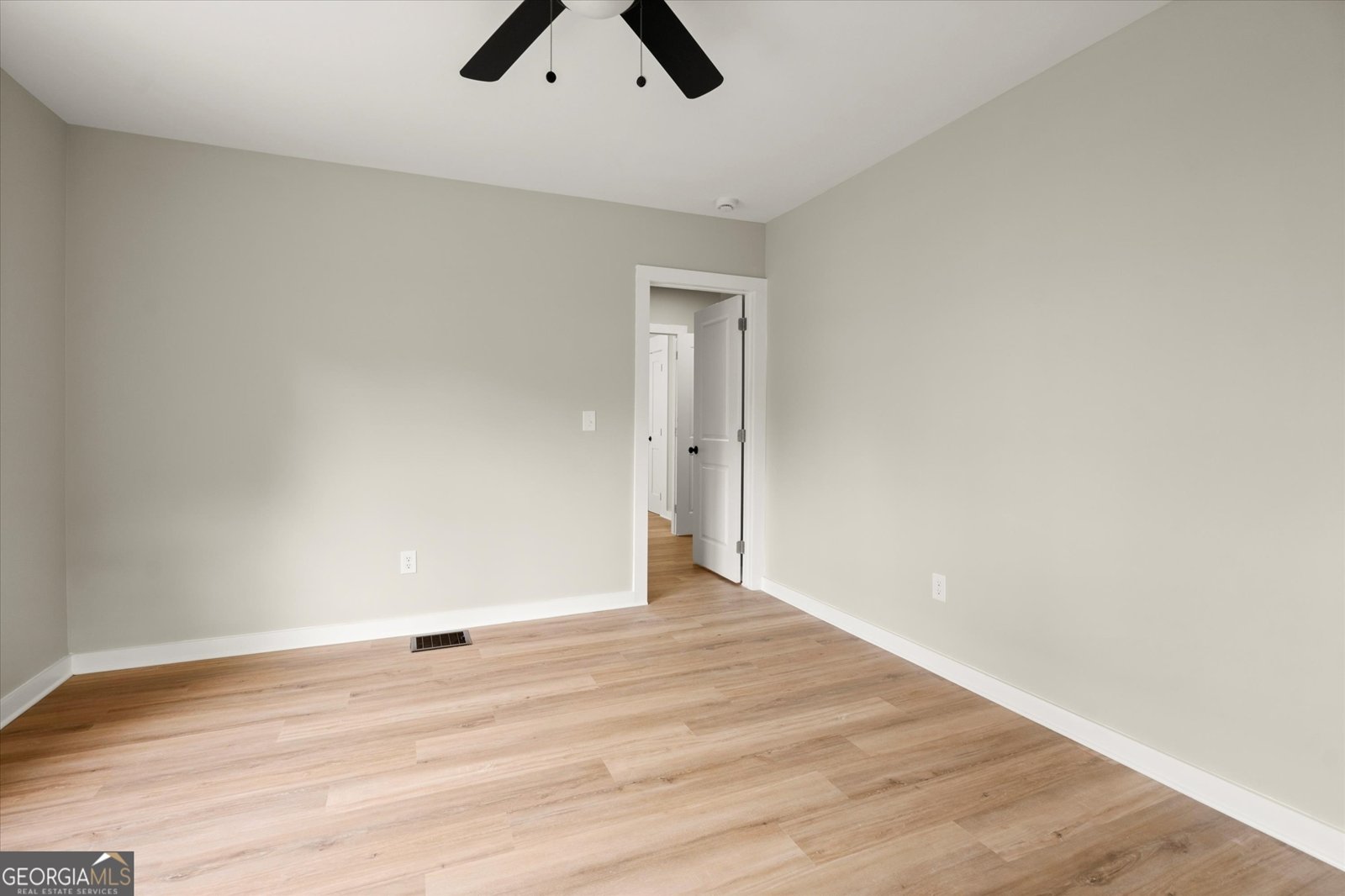 1332 Thurgood Street Atlanta - 9