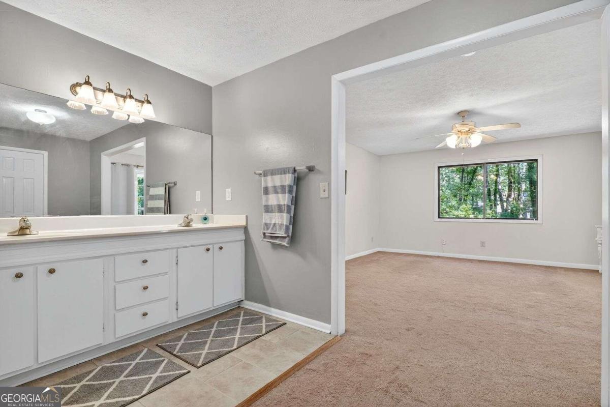 220 Hollyberry Drive Roswell - 22