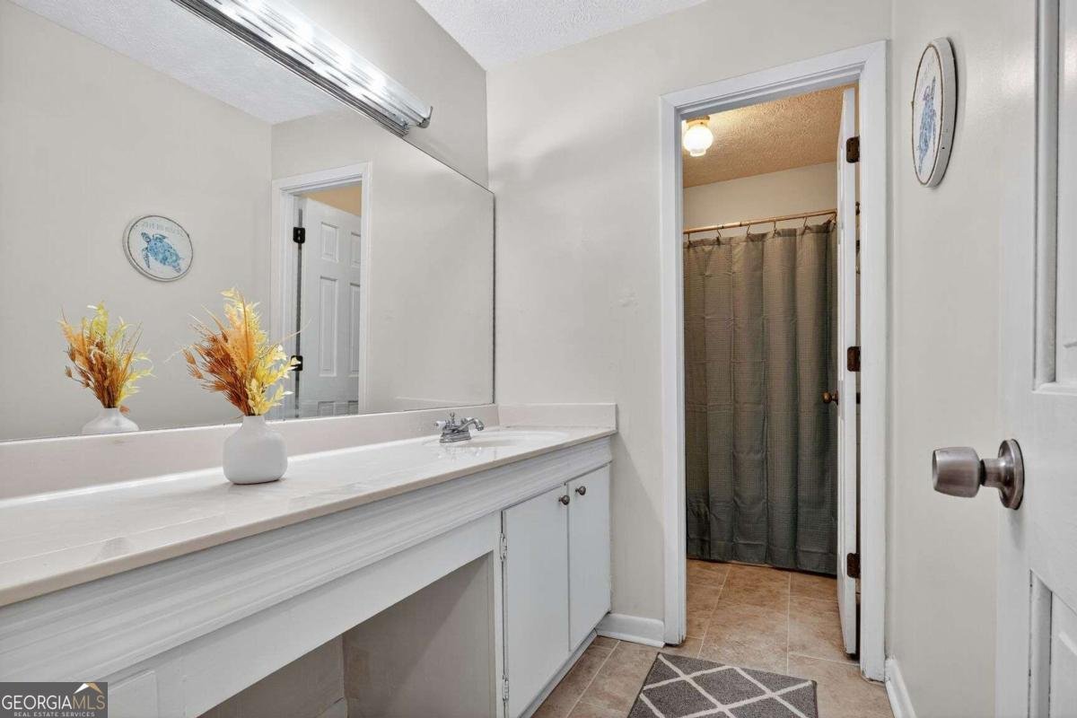 220 Hollyberry Drive Roswell - 24