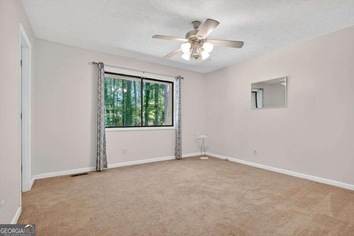 220 Hollyberry Drive Roswell - 26