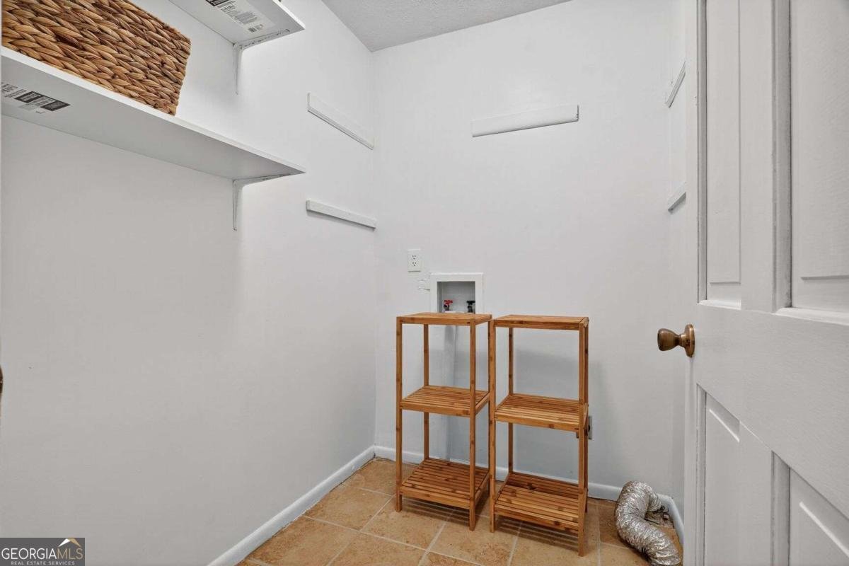 220 Hollyberry Drive Roswell - 27