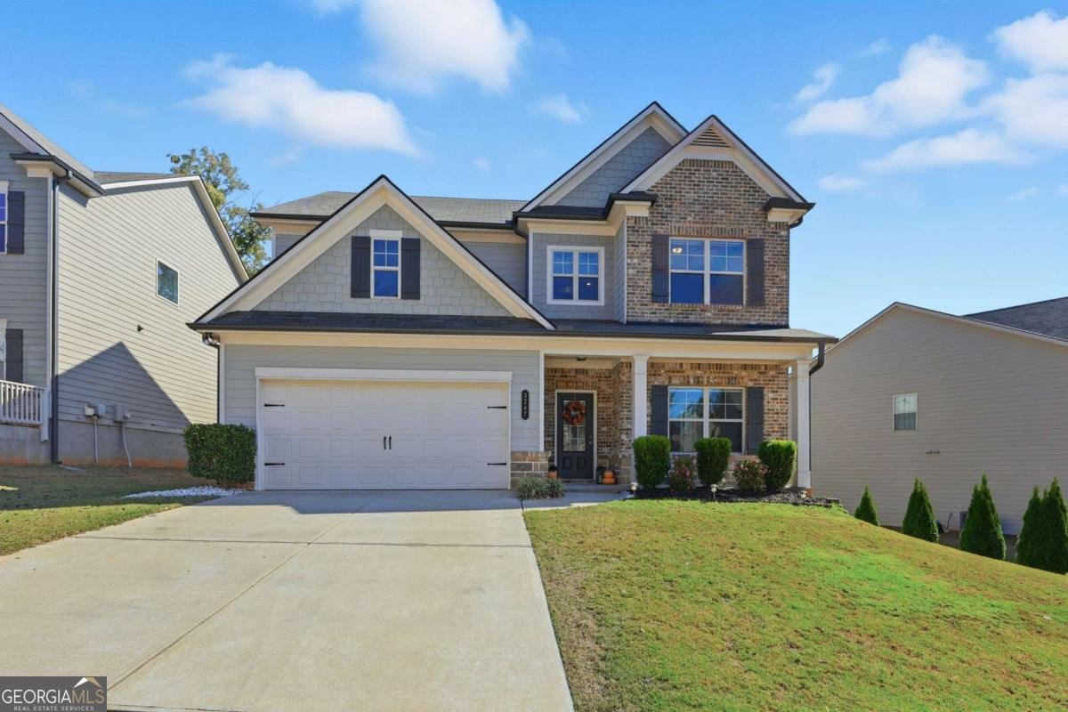 3247 Hawthorne Path Braselton - 1
