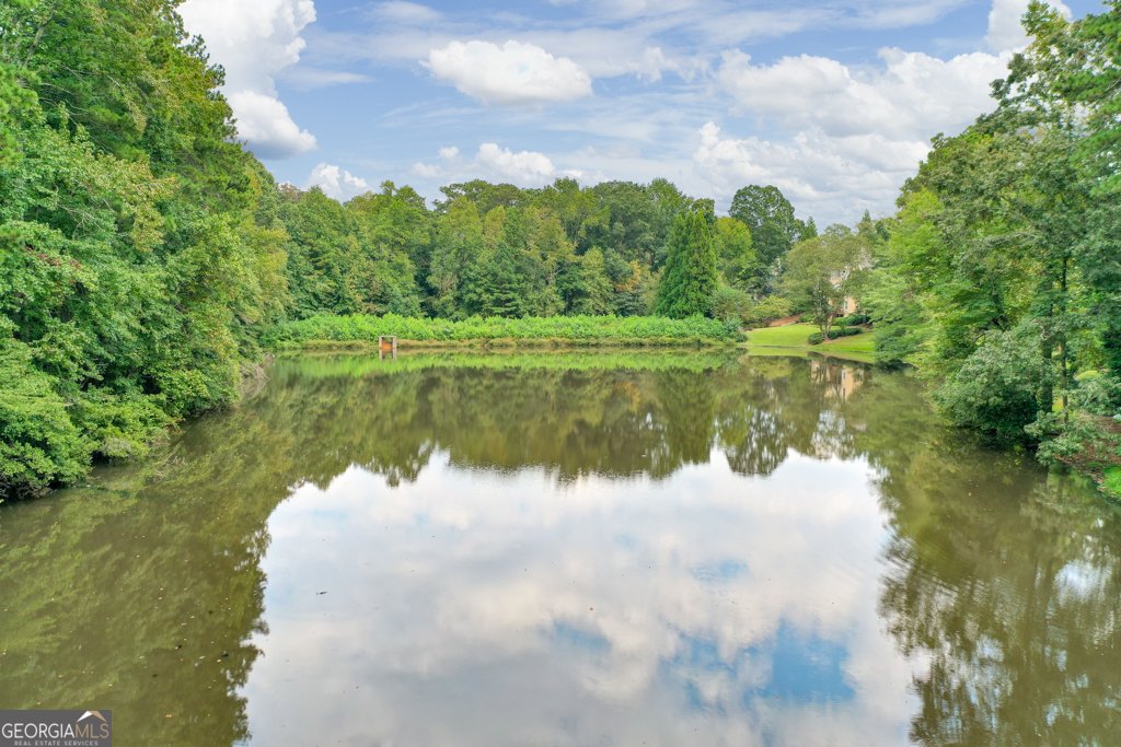 2259 Edgemere Lake Circle Marietta - 15