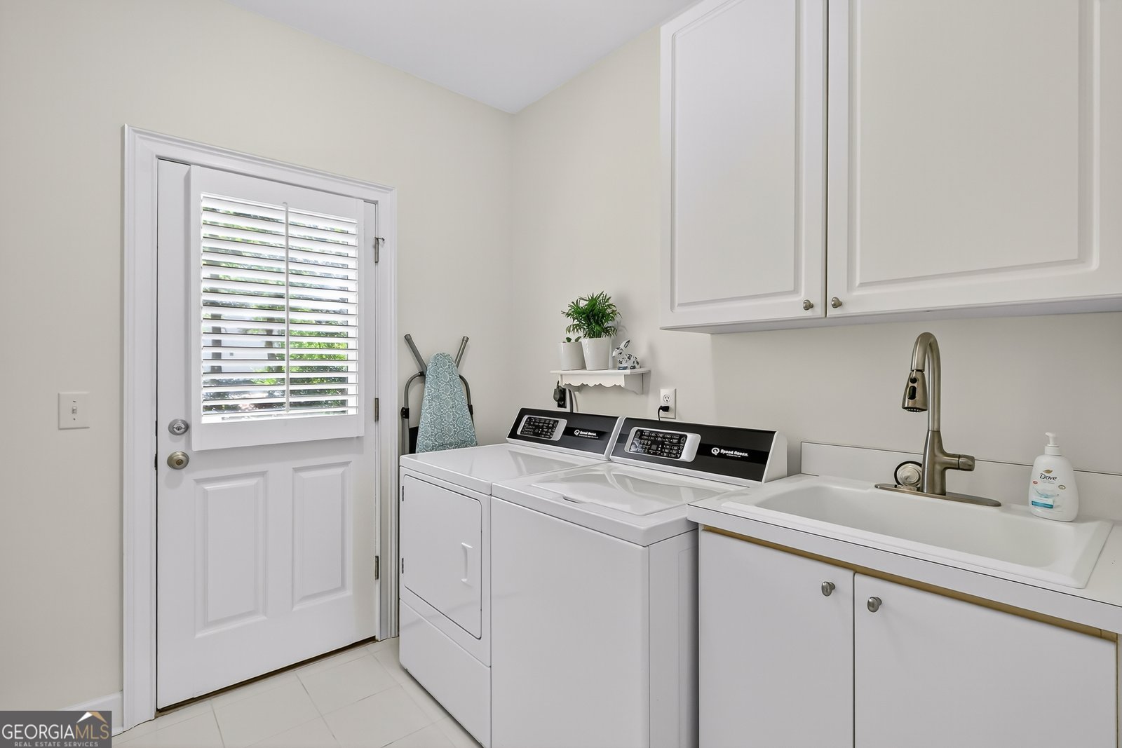 2259 Edgemere Lake Circle Marietta - 24