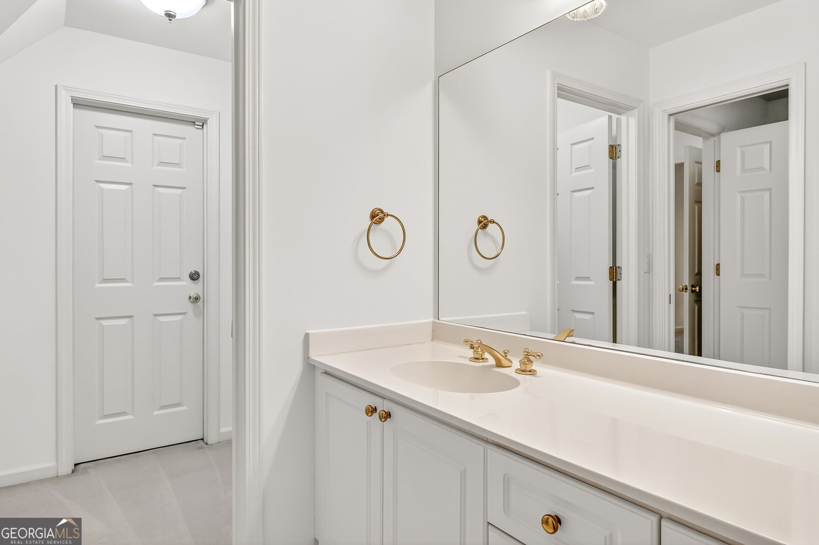 2259 Edgemere Lake Circle Marietta - 37