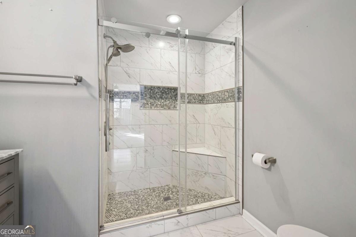 64 Devon Lane Avondale Estates - 16