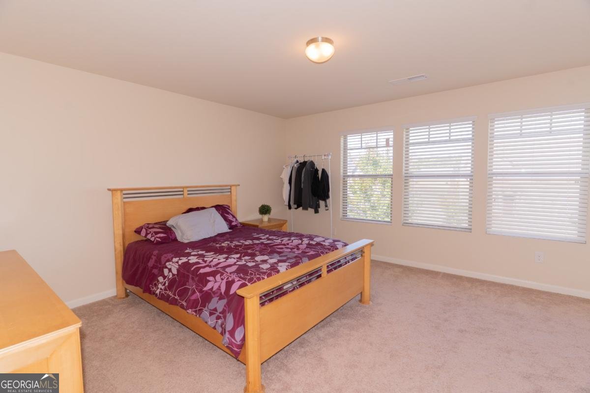 216 Loganview Drive Loganville - 18