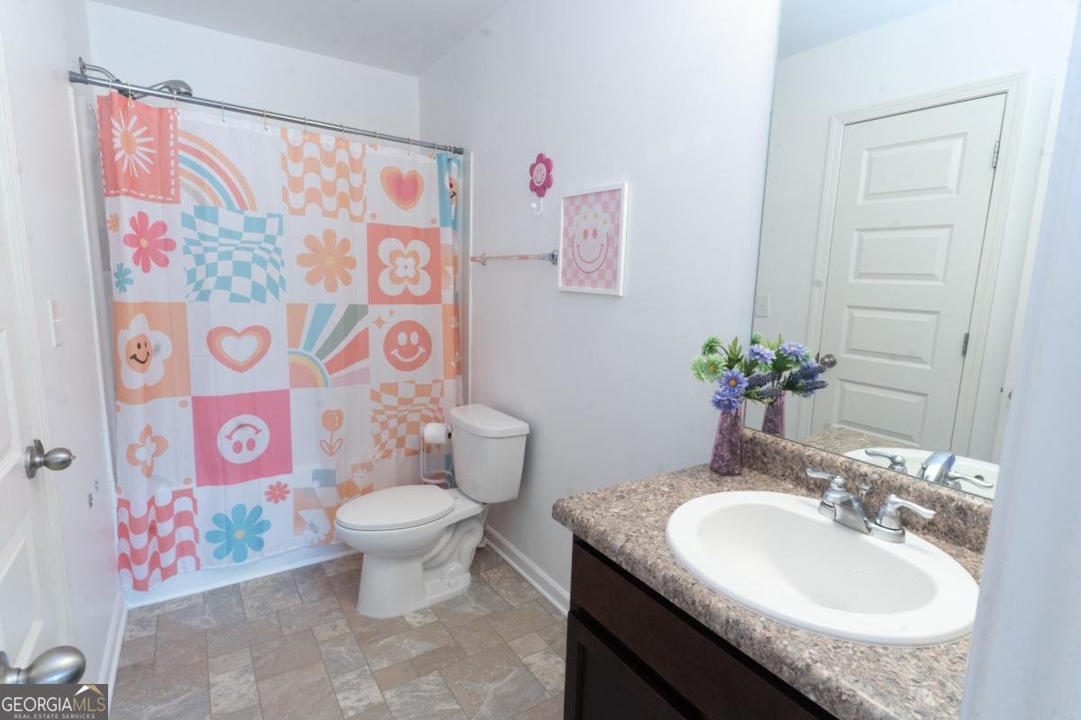 216 Loganview Drive Loganville - 27