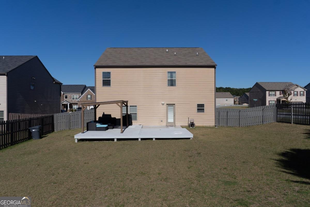 216 Loganview Drive Loganville - 35