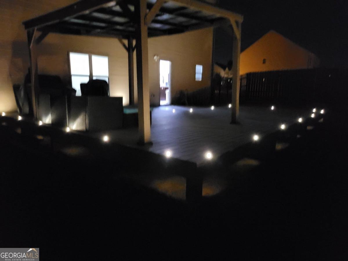 216 Loganview Drive Loganville - 40